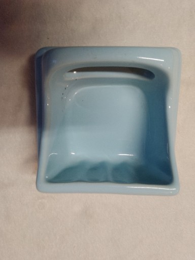 Zdjęcie oferty: Ceramiczny pojemnik na mydło z uchwytem