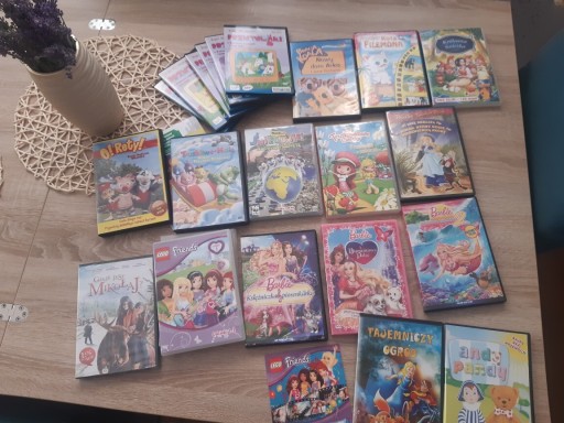 Zdjęcie oferty: Płyty CD z Barbie, Lego Friends 