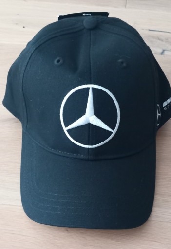 Zdjęcie oferty: Czapka z daszkiem Mercedes AMG MOTORSPORT