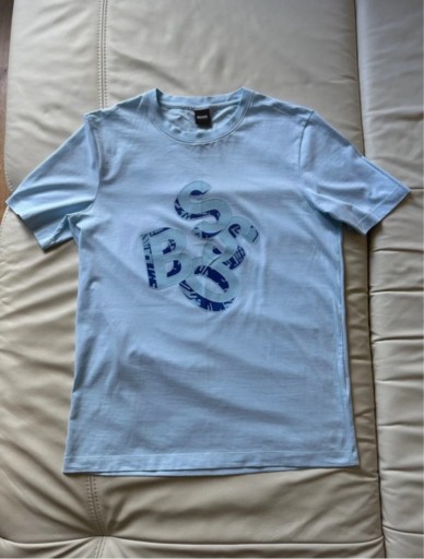 Zdjęcie oferty: T-shirt koszulka Hugo Boss rozm L 2022 stan idealny