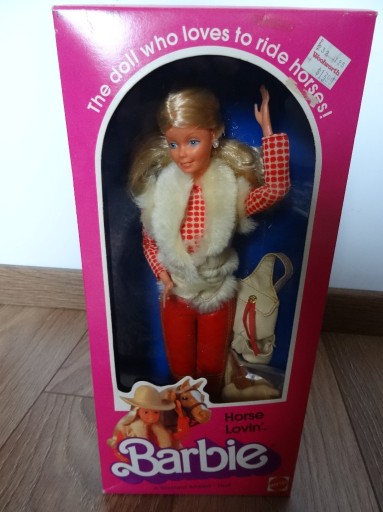 Zdjęcie oferty: BARBIE lalka HORSE LOVING__  1982 __nowa w pudełku