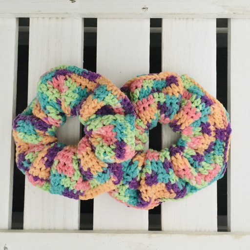 Zdjęcie oferty: Gumka frotka scrunchie do włosów handmade kolorowa