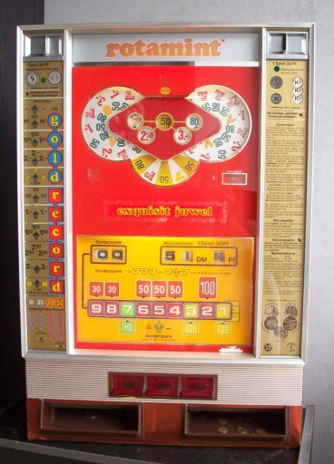 Zdjęcie oferty: ROTAMINT stary barowy automat do gry 1979r.