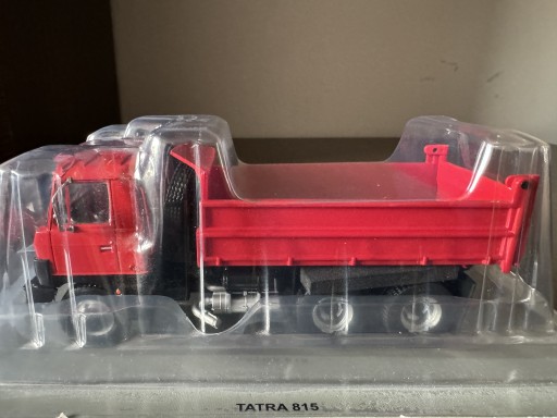 Zdjęcie oferty: Tatra 815 kultowe ciężarówki PRL gazetka stan nowy