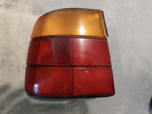 Zdjęcie oferty: Lampa BMW e34 tylna lewa 