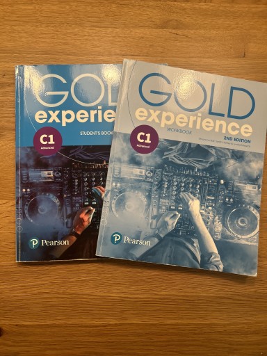 Zdjęcie oferty: Podręcznik i ćwiczenia Gold Experience C1