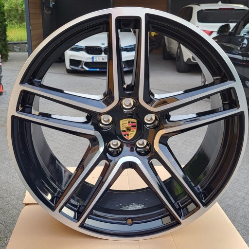 Zdjęcie oferty: 20 PORSCHE MACAN TURBO GTS Oryginalne Nowe