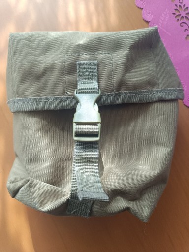 Zdjęcie oferty: Pojemna torba na pasek