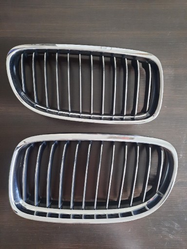 Zdjęcie oferty: BMW E90/91  Nerki Grill zderzaka lewa i prawa 