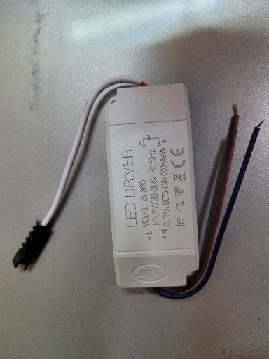 Zdjęcie oferty: DRIVER LED 36W 300mA 80 - 130V zasilacz 25 - 36W