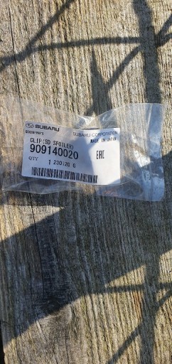 Zdjęcie oferty: Spinki do prógow Subaru Legacy Outback IV 03-09r