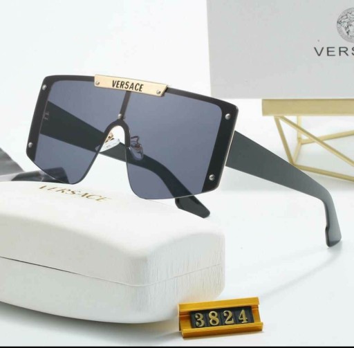 Zdjęcie oferty: Okulary przeciwsloneczne Versace Wloskie pudelko