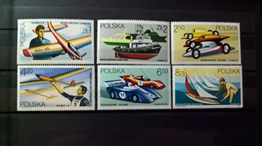 Zdjęcie oferty: Fi. 2614/9**, czyste, 1981