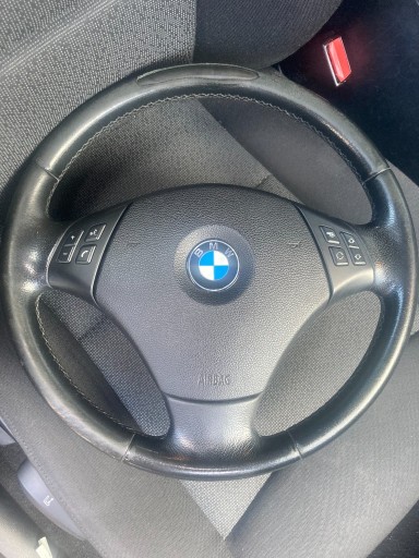 Zdjęcie oferty: Kierownica BMW E90 z poduszką oryginalna