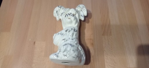 Zdjęcie oferty: Porcelanowy pies 19cm PRL 