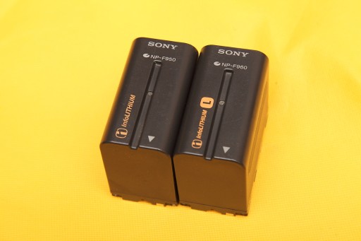 Zdjęcie oferty: 2 baterie SONY NP-960 oryginał DO KAMER SONY