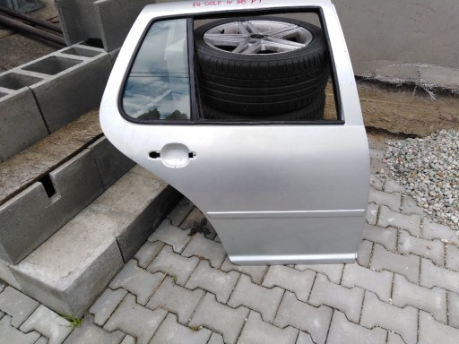 Zdjęcie oferty: DRZWI VW GOLF 4 IV TYŁ TYLNE PRAWE