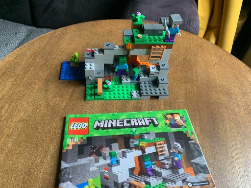 Zdjęcie oferty: Lego 21141 Jaskinia Zombie Minecraft