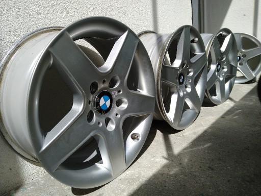 Zdjęcie oferty: Felgi aluminiowe 16' BMW E36 E46 E85 E87 E90 E91