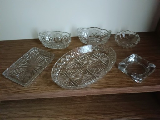 Zdjęcie oferty: Szklane naczynia ze zdobieniami