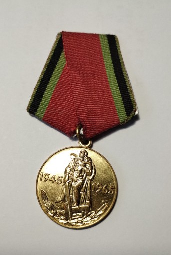 Zdjęcie oferty: Medal XX lat zwycięstwa w Wielkiej Woj.Oj.1945-65