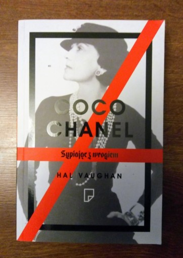 Zdjęcie oferty: Coco Chanel. Sypiając z wrogiem. Hal Vaughan