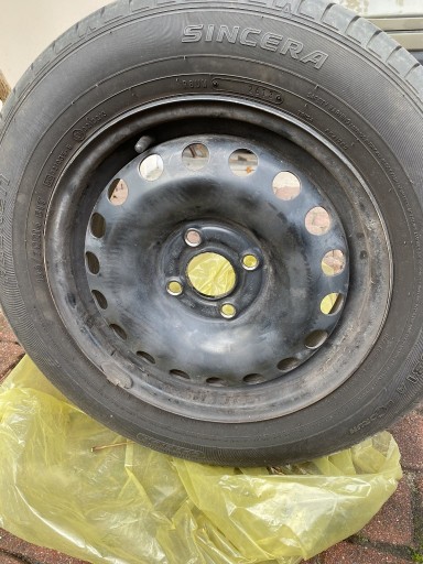 Zdjęcie oferty: Felgi stalowe 14'' vw up + ewentualnie opony