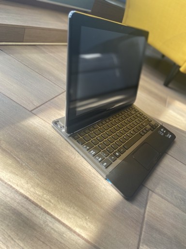 Zdjęcie oferty: Laptop Toshiba Satellite U920-T 12,5 " 