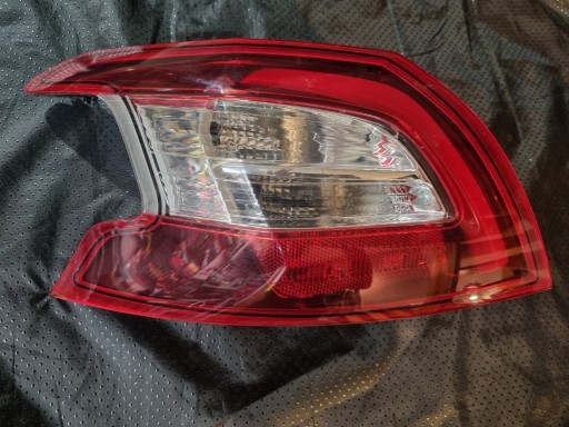 Zdjęcie oferty: Peugeot 308 II T9 Lampa Lewa Tył