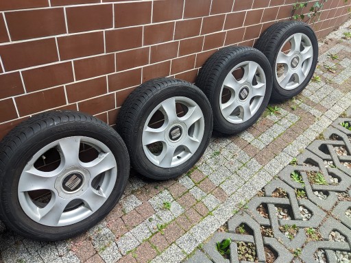 Zdjęcie oferty: Felgi Seat 6H0601025B 4x100 57,1mm ET43 + Opony Kumho Ecowing ES01 5,5mm