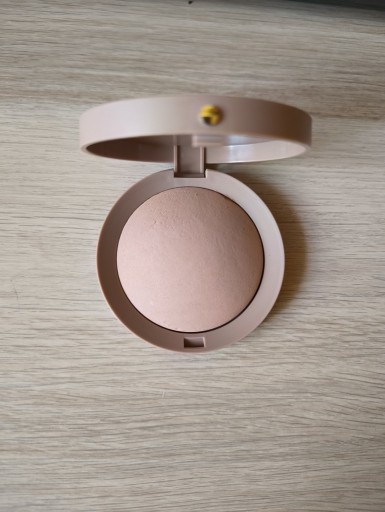 Zdjęcie oferty: Wypiekany bronzer Bourjois 7g