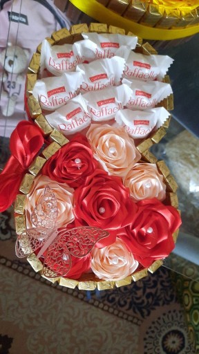 Zdjęcie oferty: Prezent box kwiaty dzień kobiet 