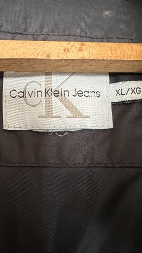 Zdjęcie oferty: Kurtka puchowa Calvin Klein XL czarna