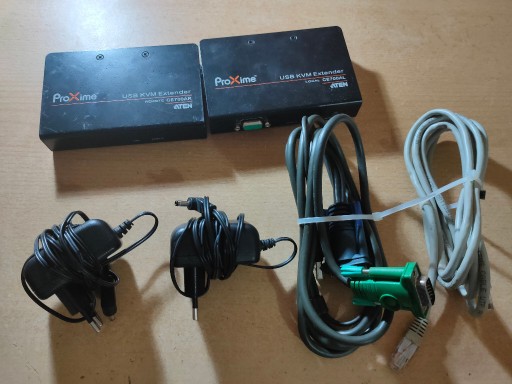 Zdjęcie oferty: Przedłużacz USB VGA Cat 5 KVM 1280x1024@150 CE700A