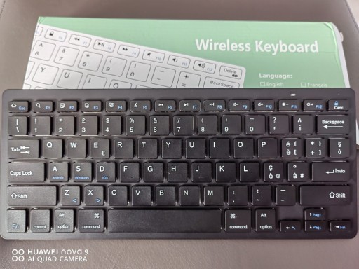 Zdjęcie oferty: Klawiatura Bluetooth wireless keyboard czarna 