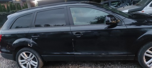 Zdjęcie oferty: Drzwi prawe przednie Audi Q7 4l 