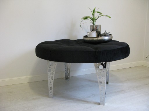Zdjęcie oferty: Otomana,stolik tapicerowany,podnóżek glamour