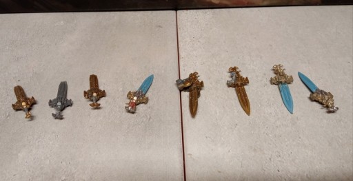 Zdjęcie oferty: Wh40k Custodes Bits Bitz Swords Sword Miecze