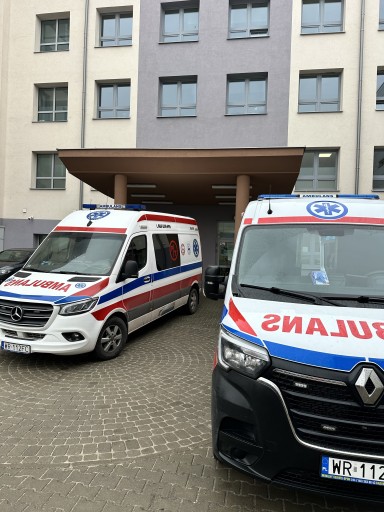 Zdjęcie oferty: Transport medyczny i sanitarny | Ambulans 24/7