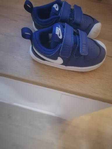 Zdjęcie oferty: Buciki Nike 