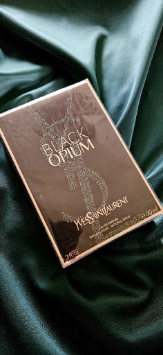 Zdjęcie oferty: Yves Saint Laurent Black Opium 90 ml WYPRZEDAŻ 