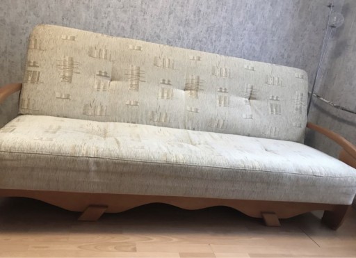 Zdjęcie oferty: Wersalka rozkladana sofa drewniane boki plus fotel