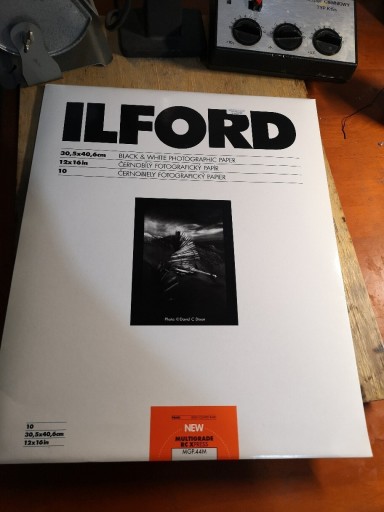 Zdjęcie oferty: 10 x Ilford Multigrade RC Xpress Pearl 30x40