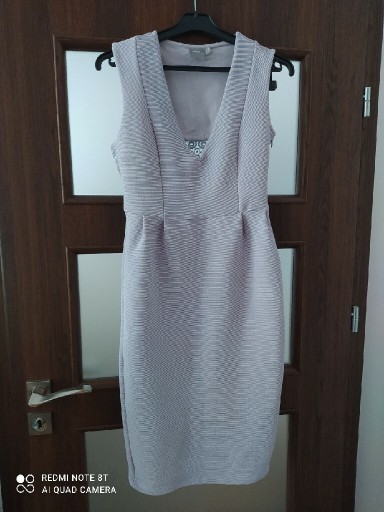 Zdjęcie oferty: Śliczna sukienka Asos