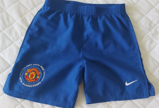 Zdjęcie oferty: spodenki NIKE rozm. 86-92 Menchester United