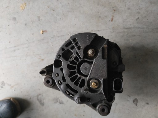 Zdjęcie oferty: Alternator passat B5 1.9 atj 00r