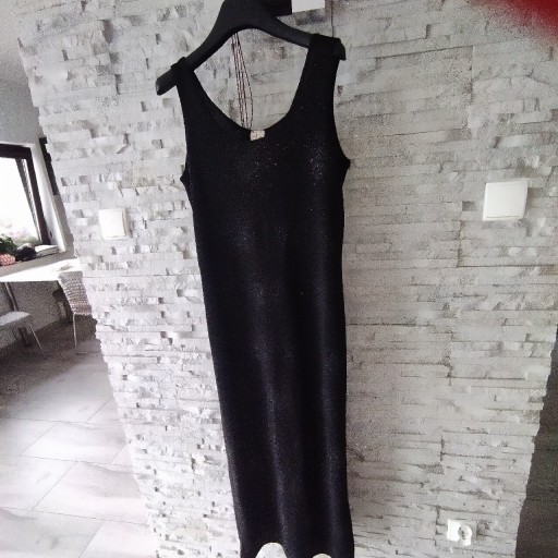 Zdjęcie oferty: Sukienka czarna z połyskiem brokat świecąca 