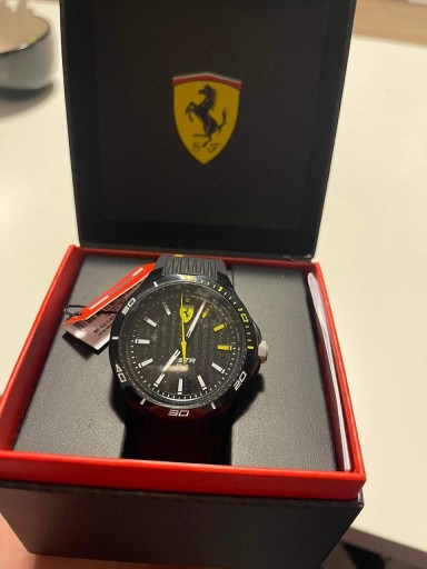 Zdjęcie oferty: Zegarek Ferrari