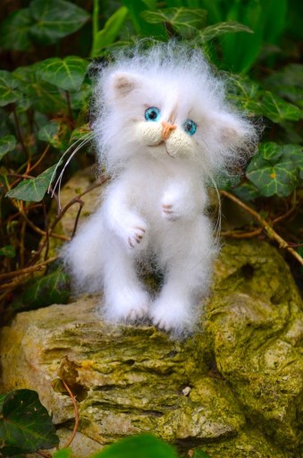 Zdjęcie oferty: Toy Kitten - biały aniołek, puszysty cud