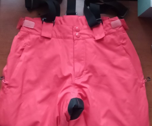Zdjęcie oferty: Spodnie na szelkach kombinezonowe Neomondo 12 lat